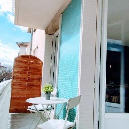 L'Echappee Belle Parking Appartement Avignon Buitenkant foto